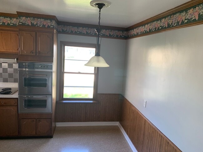 Photo - Beautiful 2 Bedroom 1Bath HOUSE, NOW $1600.00