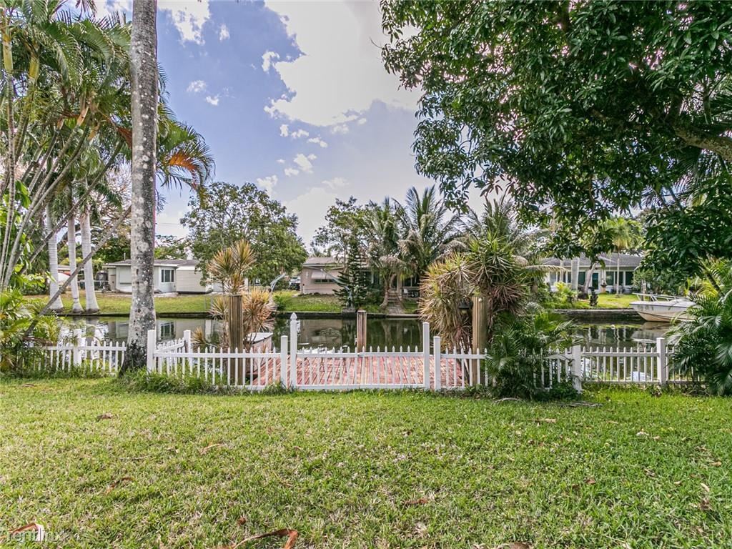 Photo - 3 br, 3 bath House - 4528 SW 28th Ter