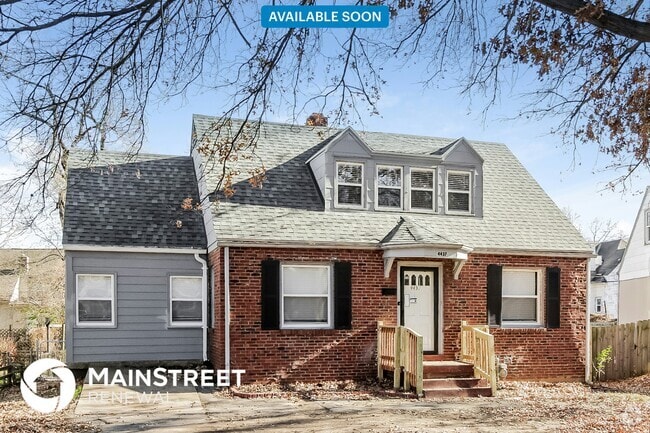 Building Photo - 4437 Gladstone Blvd Rental