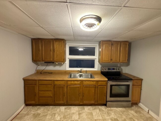 Building Photo - 409 Honesdale St Unit 2nd Floor