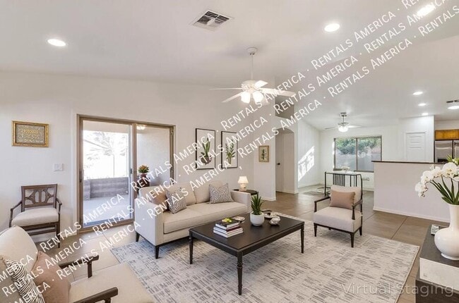 Building Photo - 8445 S Burien Rd