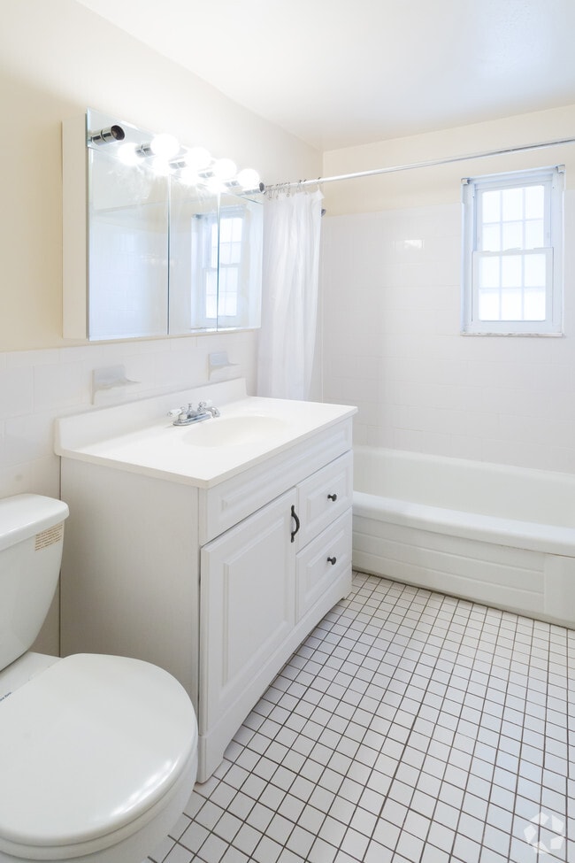 Rosedale Manor Apartments For Rent in Madison, NJ