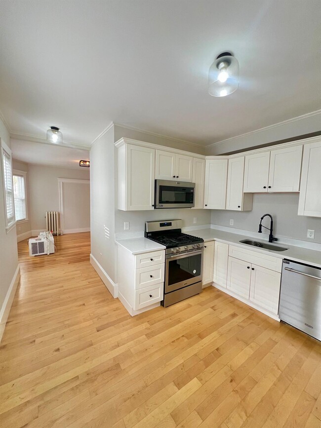 Photo - 10 Westminster St Unit 1
