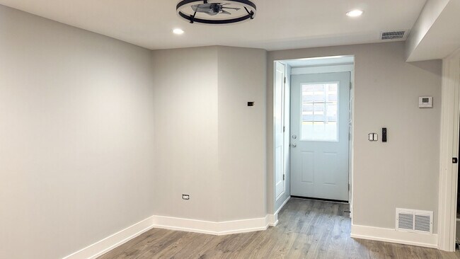 Photo - 1015 N Lawndale Ave