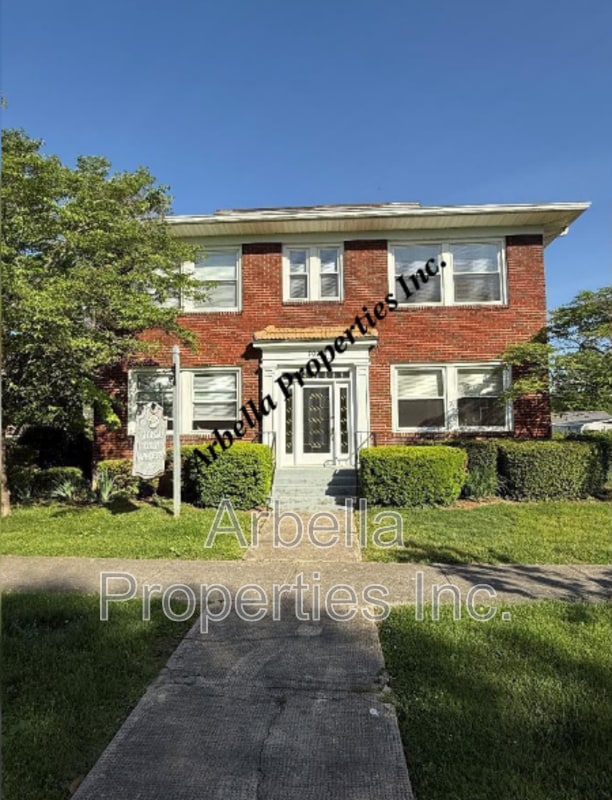 Building Photo - 707 E Unaka Ave Unit Apt 4