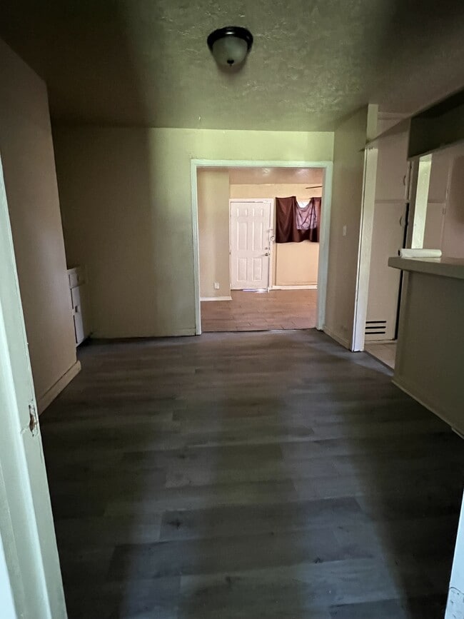 Photo - 1720 Fairway St