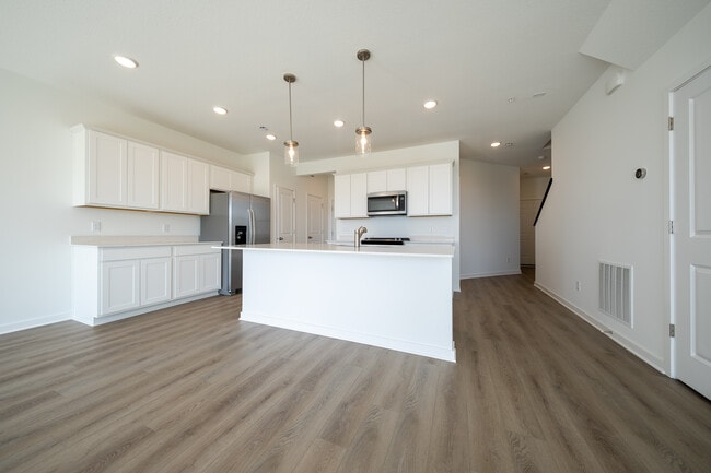 Photo - 10429 Ithaca Ln N