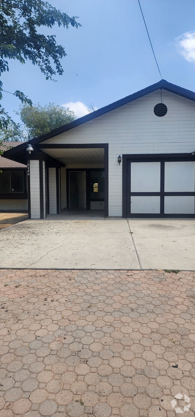 Building Photo - 10240 56th St Rental