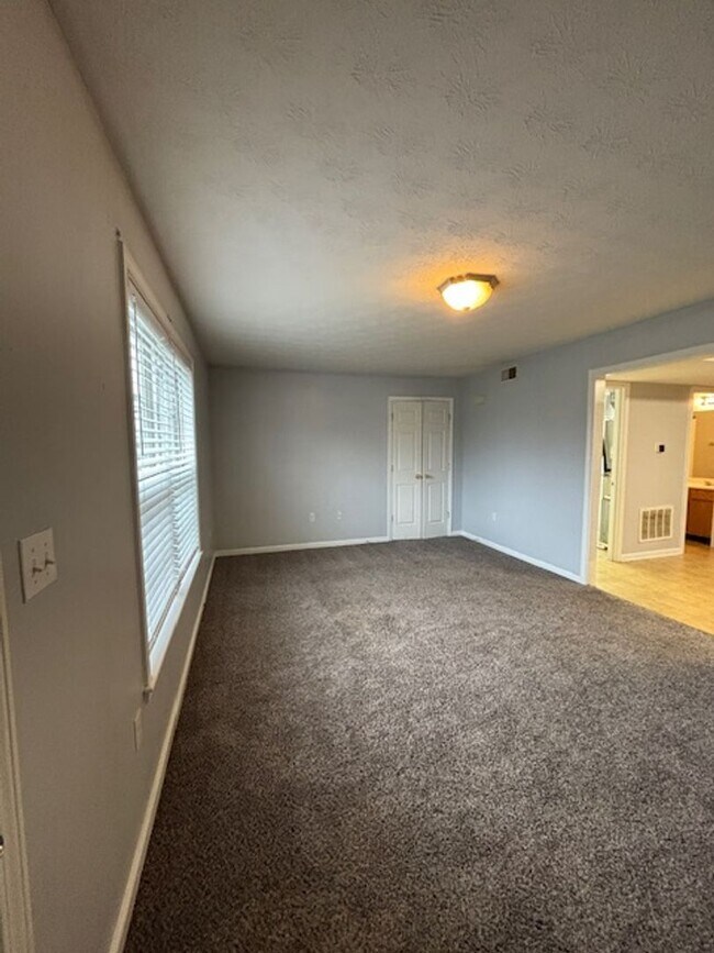 Photo - 109 Kenilworth Ct Unit 109 Kenilworth Ct. #B