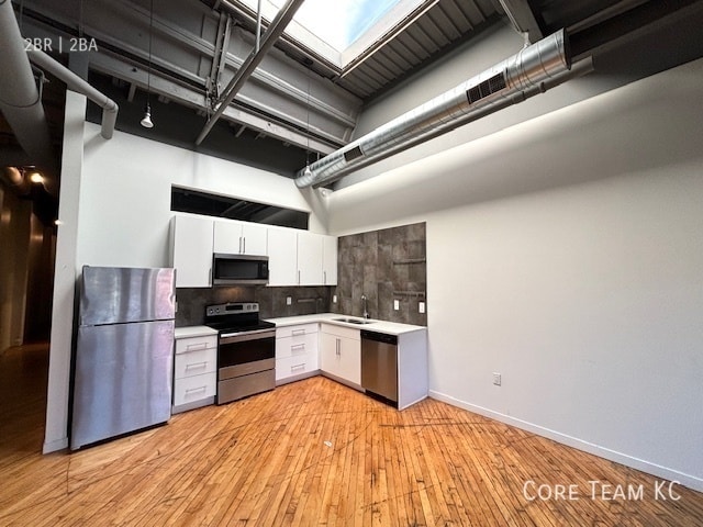 Photo - 1180 E 30th St Unit 103