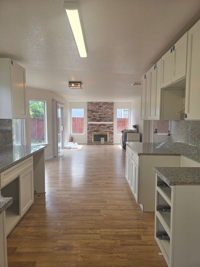 Photo - 745 Monte Carlo Dr
