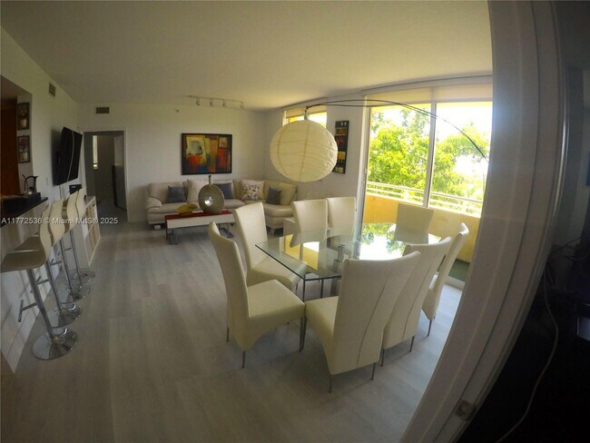 Photo - 2775 NE 187th St Unit 314