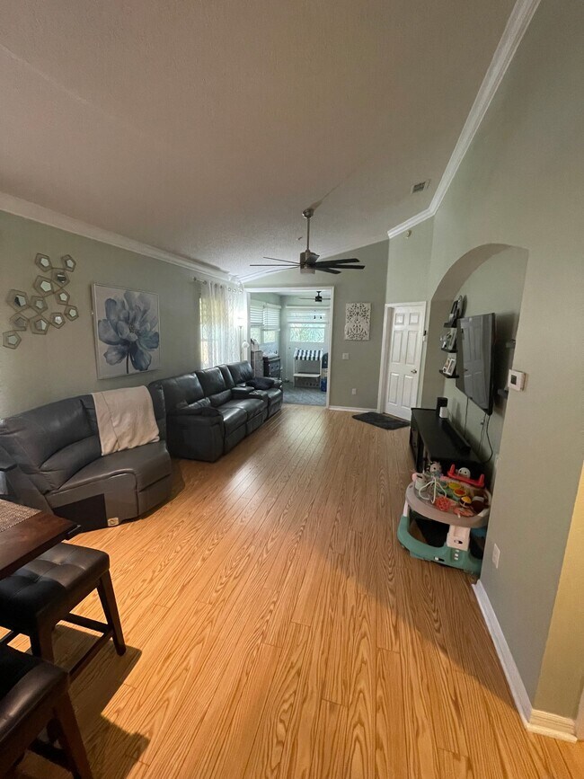 Photo - 540 Cranes Way Unit 202
