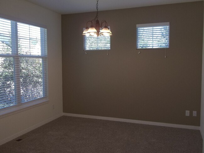 Photo - Comfortable & Roomy 3 Bedroom Home – Available August 10