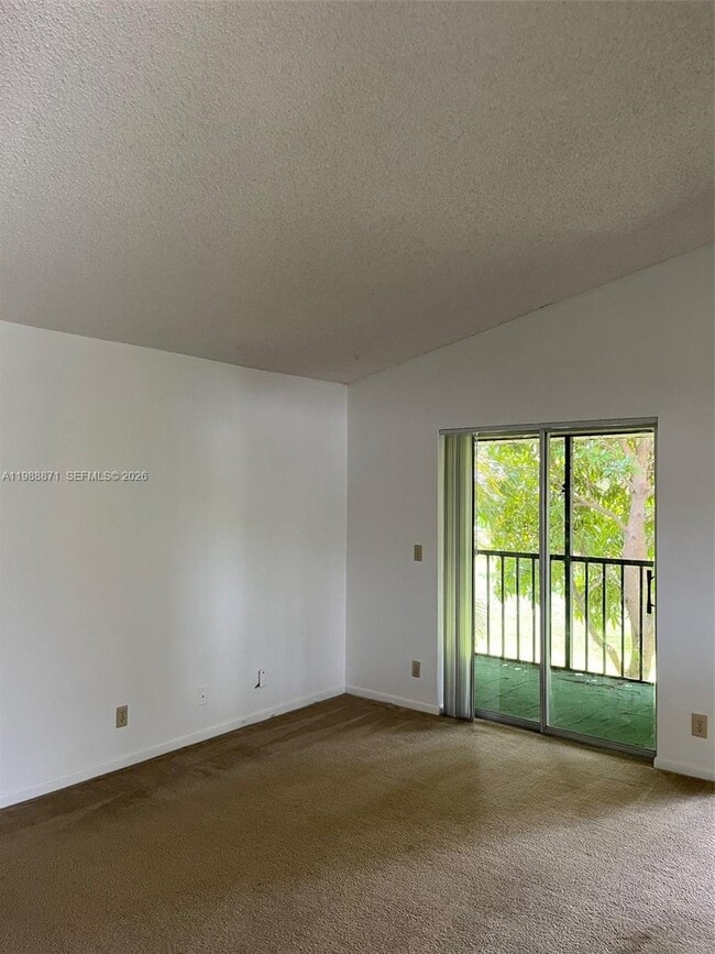 Building Photo - 6500 Chasewood Dr Unit G