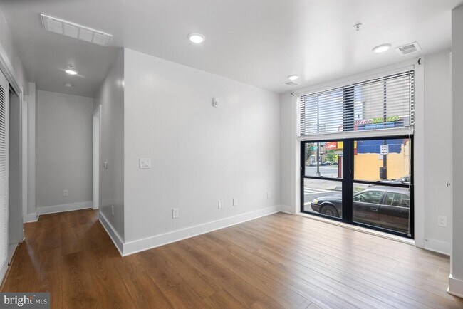 Photo - 1100 Bladensburg Rd NE Unit 201