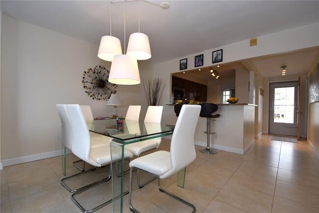 Photo - 400 Golden Isles Dr Unit 65