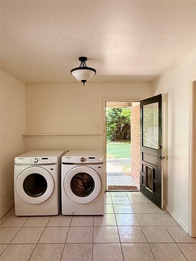 Photo - 5706 Parwill St