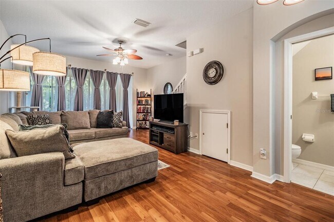 Photo - 2445 Earlswood Ct