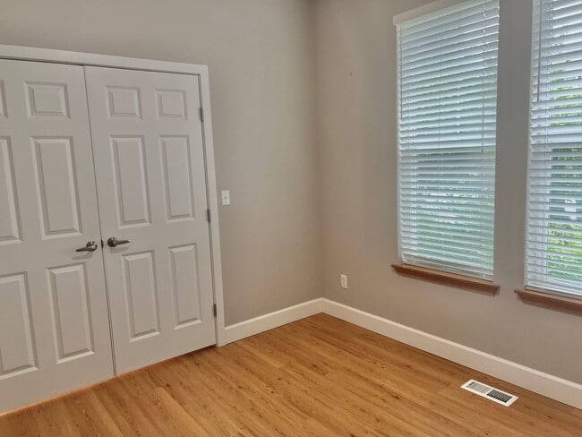 Photo - Must See! Beautiful 3bd/ + Bonus Rm/2.5 bath/ Primary Bed on Main/ /Heat Pump/Updated Features