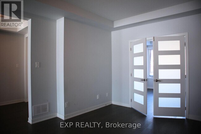 Photo - 705 Fenwick Wy