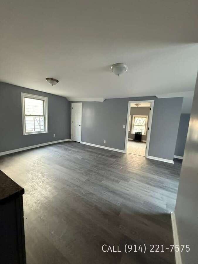 Photo - 76 Bruce Ave