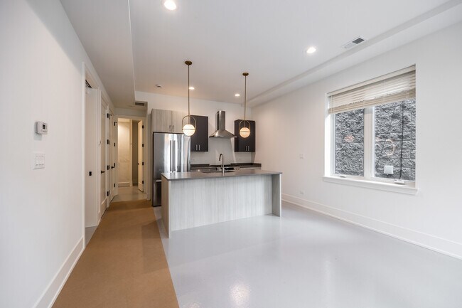Photo - 1814 W Thomas St Unit 1F