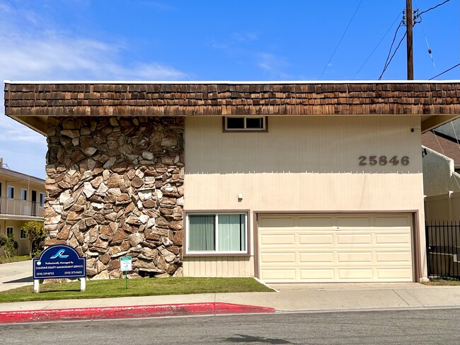 Building Photo - 25846 Oak Street, Lomita Rental