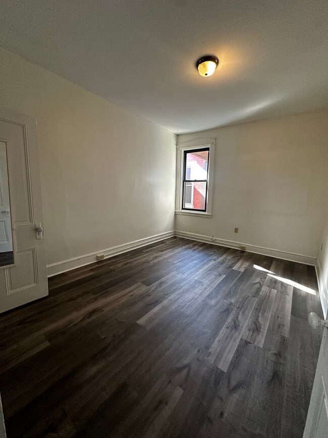 Photo - 356 N Queen St Unit Apt 2