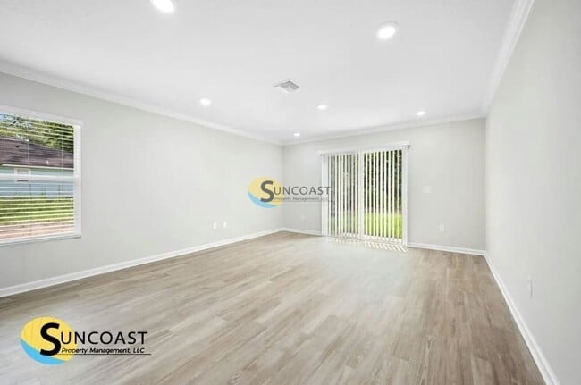 Photo - 2630 Kohn Rd