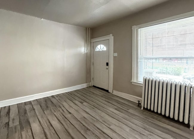 Photo - 1456 N 56th St