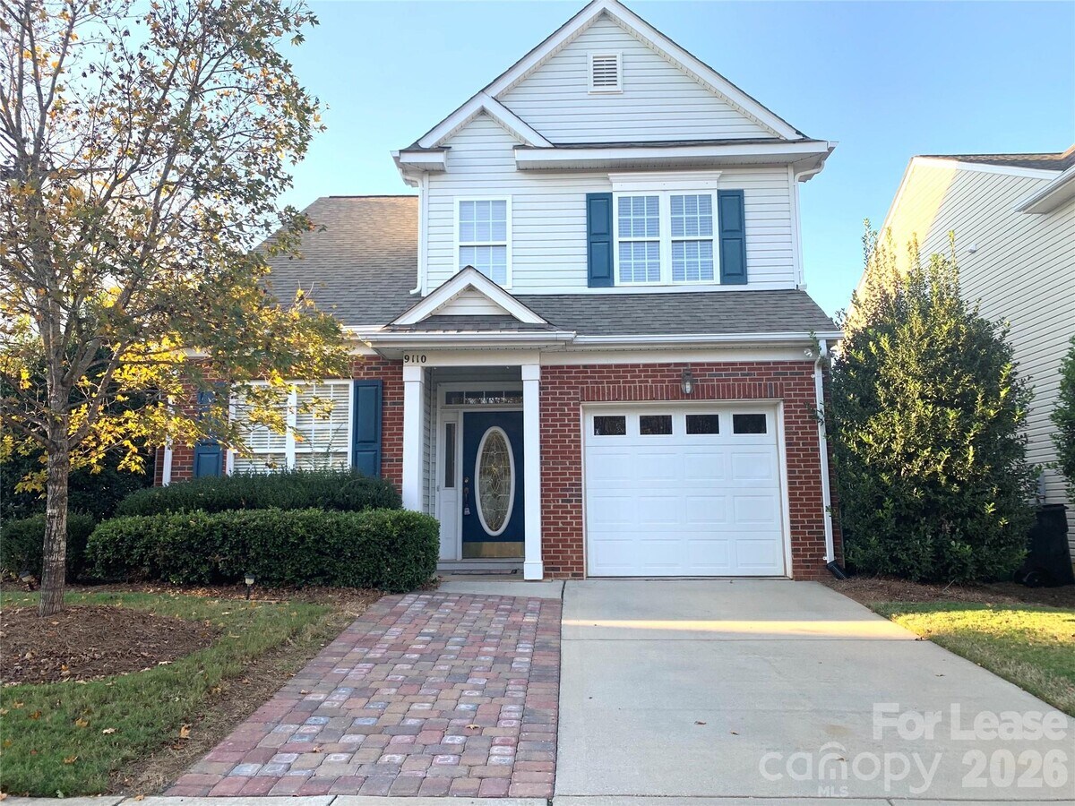 Photo - 9110 Scarcliff Ln