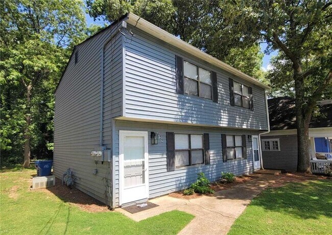 Photo - 432 Atwood St SW