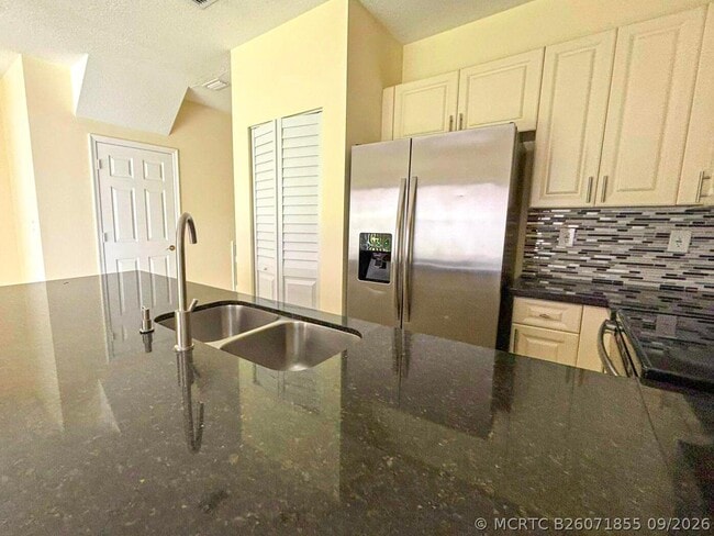 3118 Coral Ridge Dr