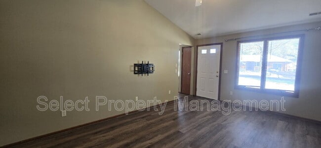 Photo - 5308 Gardenview Ave Condo