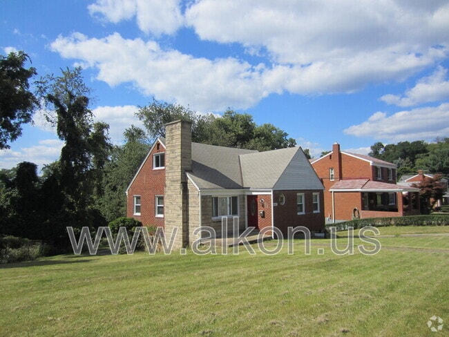 Building Photo - 4205 Coleridge St Rental