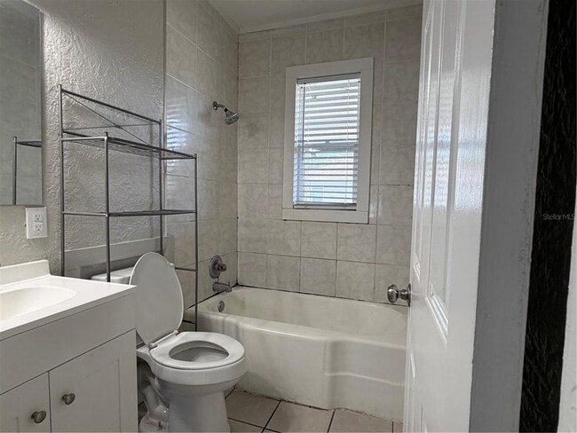 Photo - 1019 2nd St SE