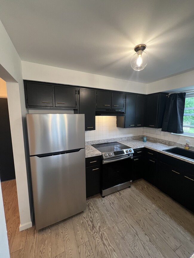 Photo - 4521 Grover Dr Unit 4