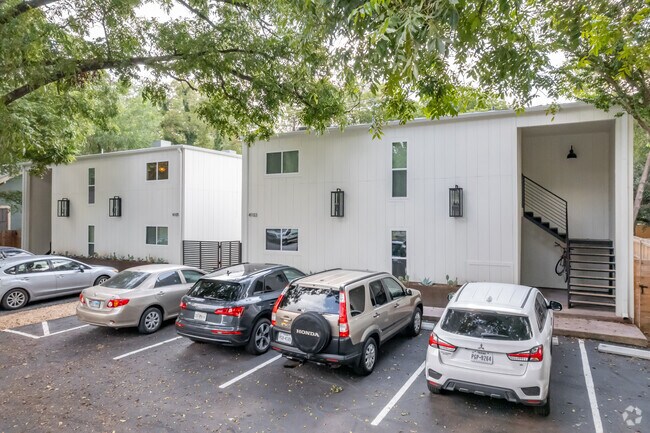 Photo - Hyde Park Gardens