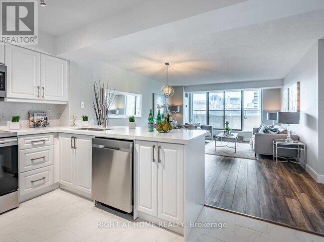 Photo - 750 Bay St. Unit 2306