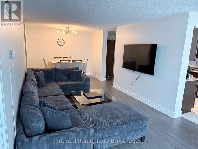 Photo - 156 Enfield Pl Unité 1509