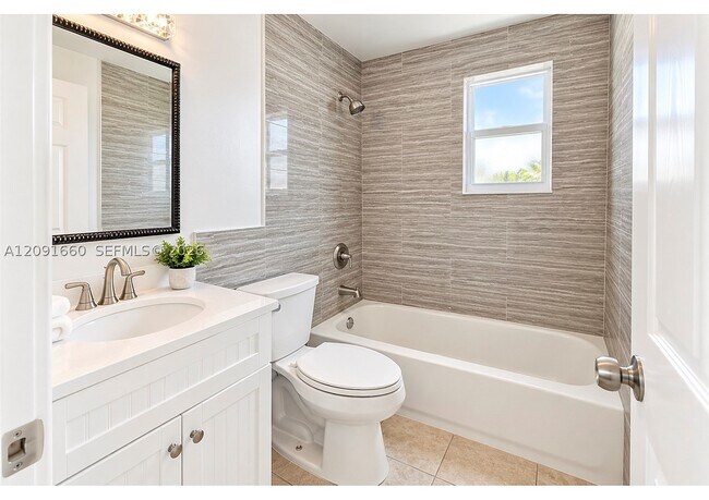 2600 S Ocean Dr Unit S209