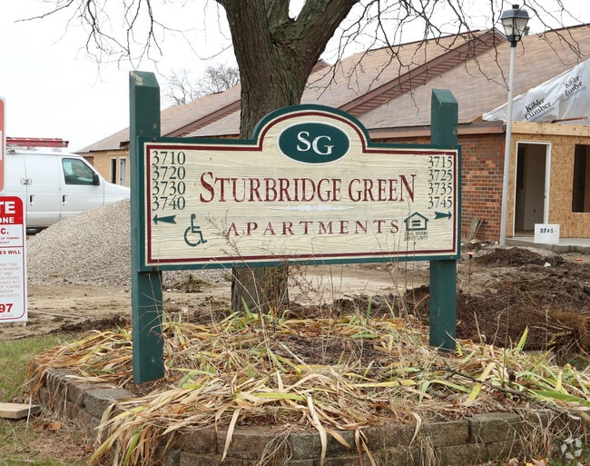 Photo - Sturbridge Green Apartments