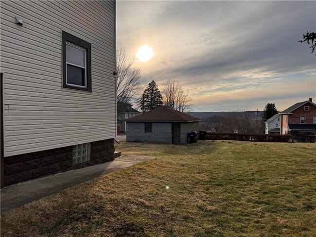 Photo - 400 Emerson Ave