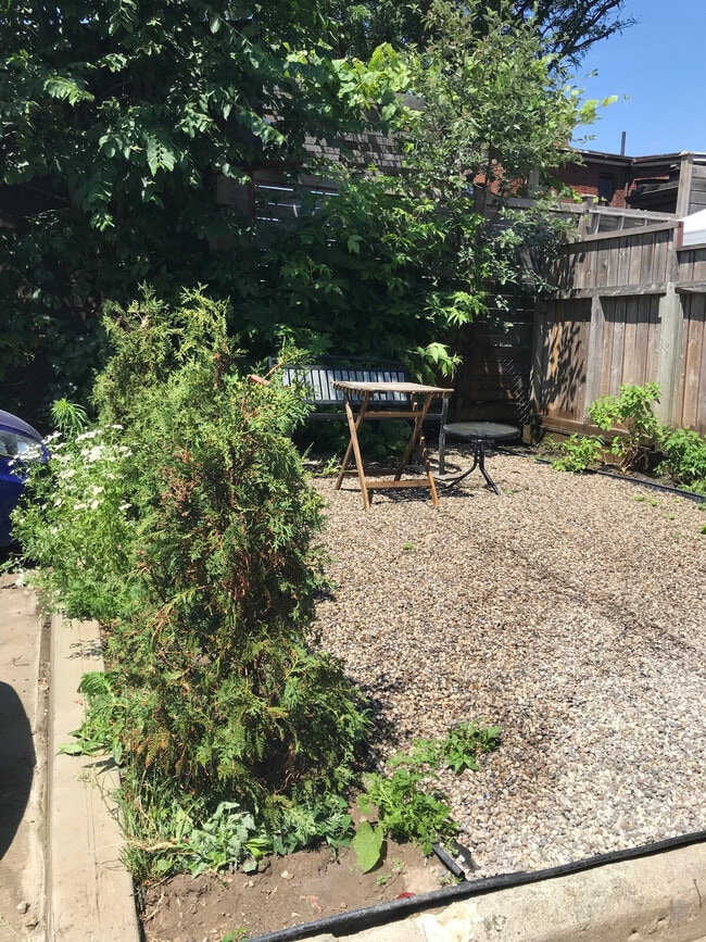 Photo - 8 Manning Ave Unit SI ID1513117P