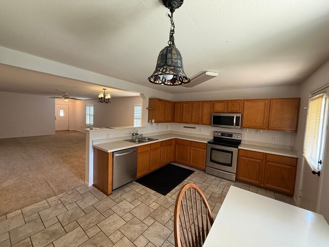 Photo - Oliver Ranch/off overlook Parkway