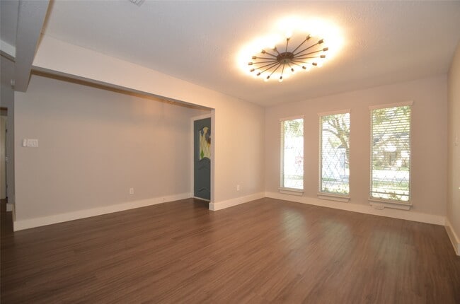 Photo - 15603 Oldridge Dr