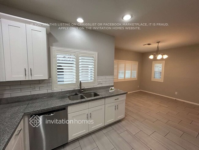 Photo - 1827 W Pollack St