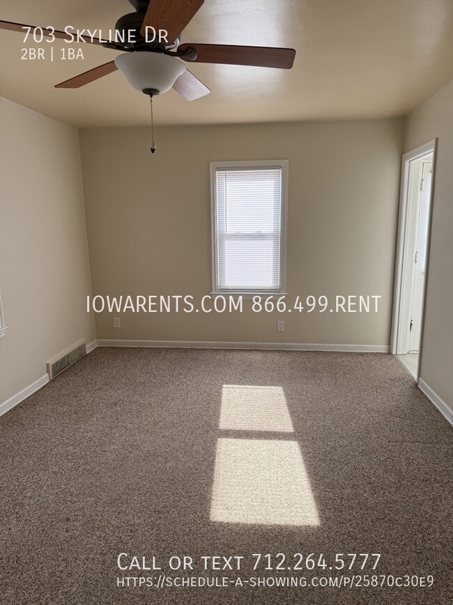 Photo - 703 Skyline Dr
