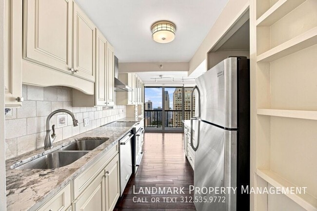 Photo - 10 E Ontario St